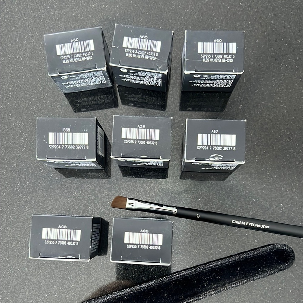 Mac pro long wear FLUIDLINE eyeliner gel and brush lot of 9 M35